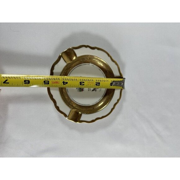 VINTAGE RARE- ASHTRAY - 3 3/4" ROUND - GOLD TRIM - Picture 5 of 6